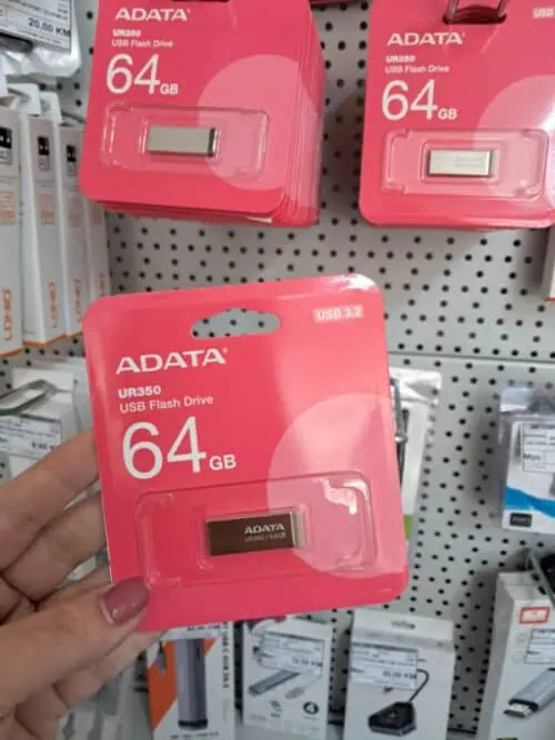 img-1772023519-e5e2ad00f9ab USB 64GB 3.2 SMEĐI METAL