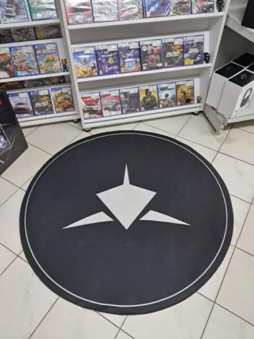 img-1774945719-033fdf98d1a9 WHITE SHARK PODNA PODLOGA ZA STOLICU 120CM PHARAOH