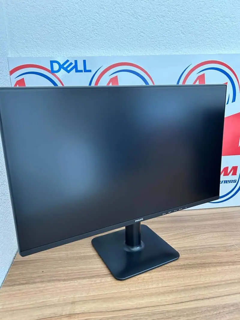 fe3f784f-f563-4ae4-b169-e1f8c835e9b3 KOMPLET RAČUNAR, MONITOR, MIŠ, TASTATURA, PODLOGA